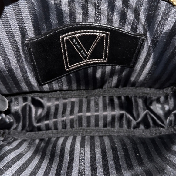 Victoria Secret Emerald Croc Crossbody W/gold Chain Straps #New - Picture 6 of 10